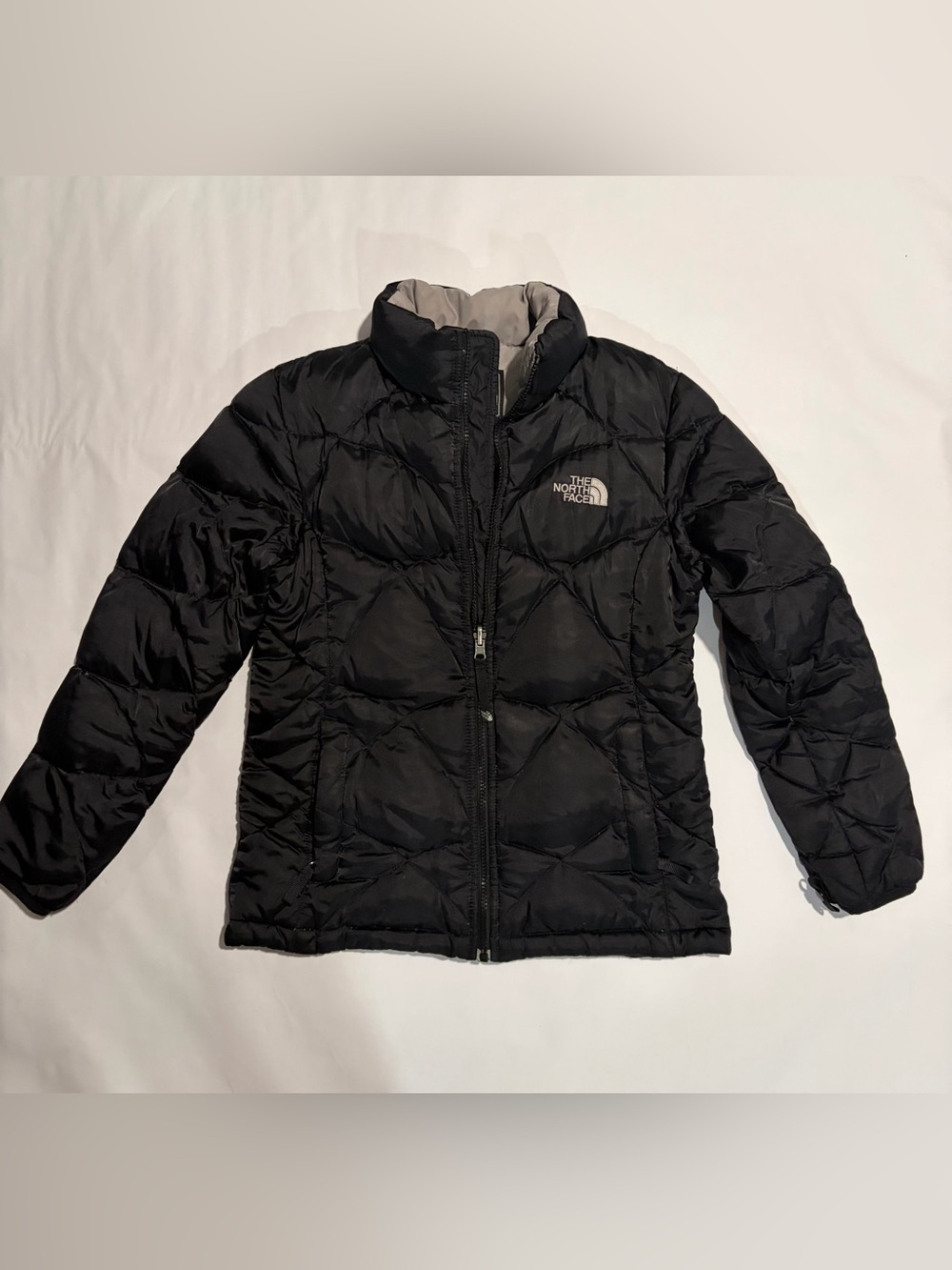 The North Face Girl Black Puffer Jacket with Light Gray Lining Sz L